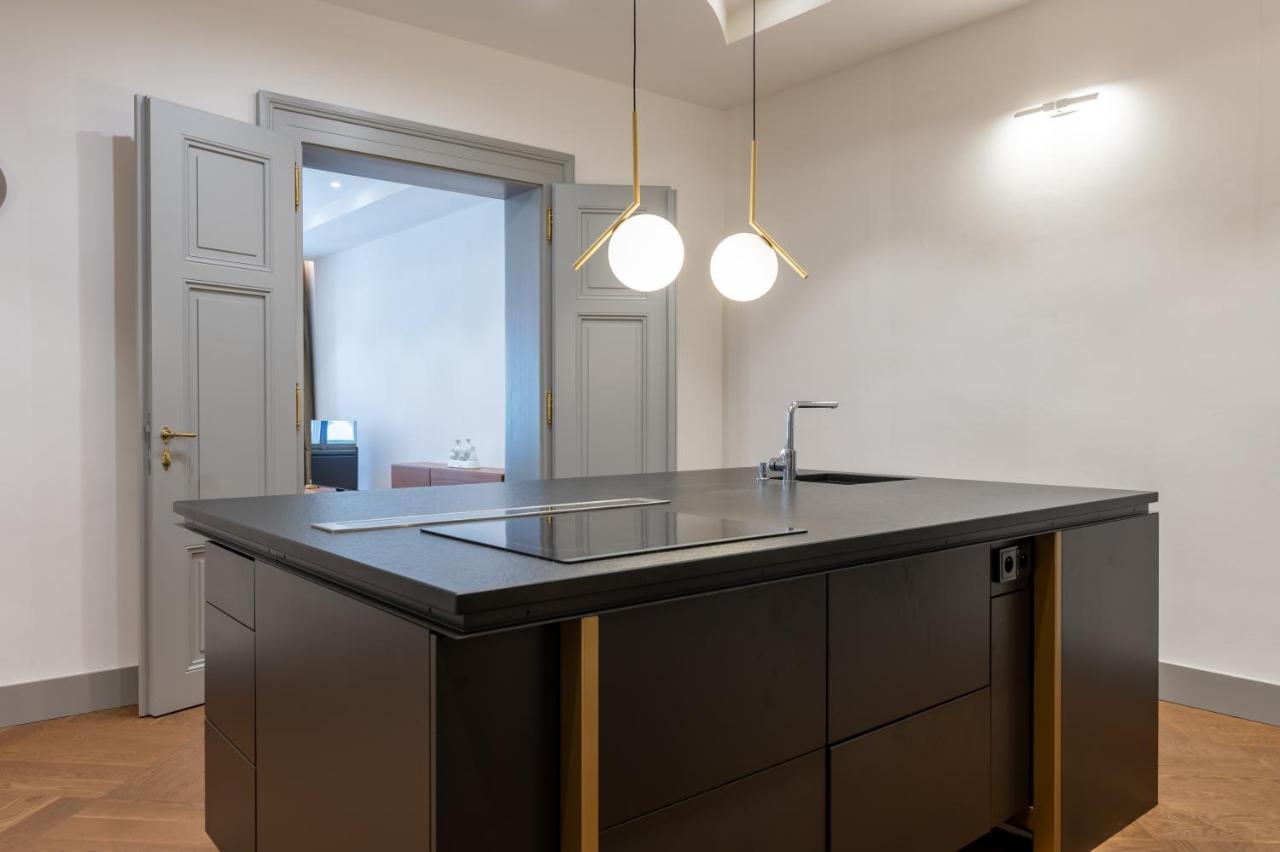Apartament Luxury Old Town Apt, Parking Praga Zewnętrze zdjęcie