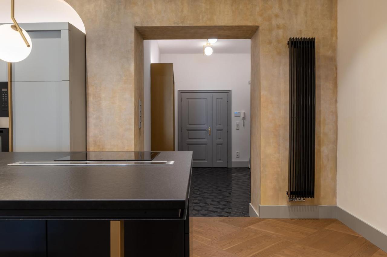 Apartament Luxury Old Town Apt, Parking Praga Zewnętrze zdjęcie